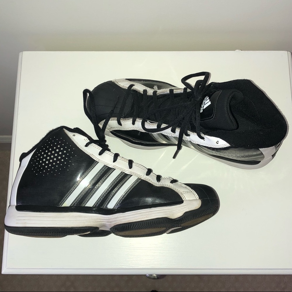 Adidas Basketball Shoes Size 9.5